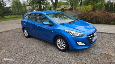 HYUNDAI i30