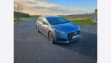 HYUNDAI i40