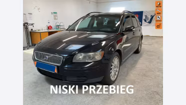 VOLVO V50