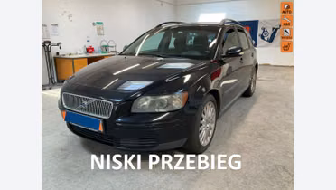 VOLVO V50