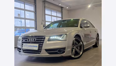 AUDI S8