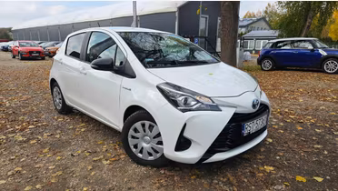 TOYOTA Yaris