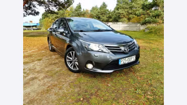 TOYOTA Avensis