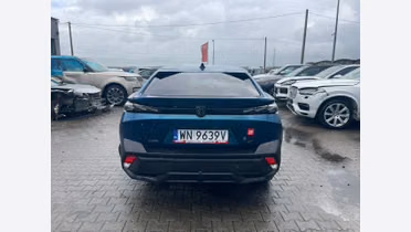 PEUGEOT 408