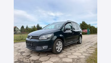 VOLKSWAGEN Touran