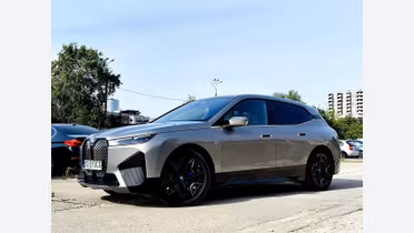BMW iX