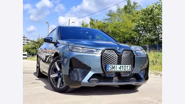 BMW iX