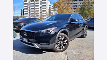 INFINITI QX30