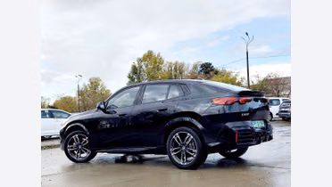BMW iX2