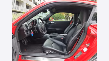 PORSCHE Cayman