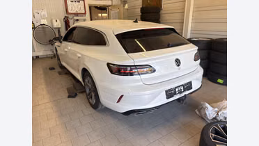 VOLKSWAGEN Arteon