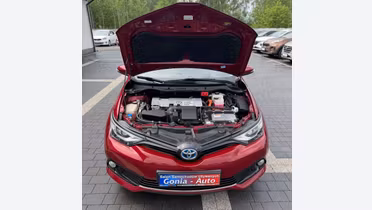 TOYOTA Auris