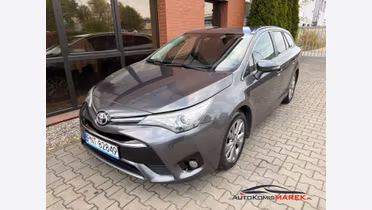 TOYOTA Avensis