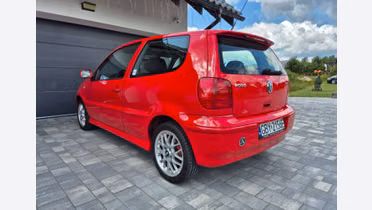 VOLKSWAGEN Polo