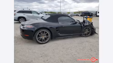 PORSCHE 718