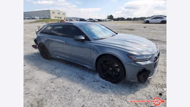 AUDI RS6 Avant