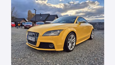 AUDI TT