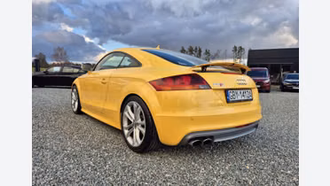 AUDI TT