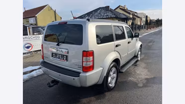 DODGE Nitro