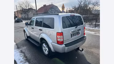 DODGE Nitro