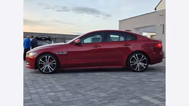 JAGUAR XE