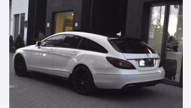 MERCEDES-BENZ CLS