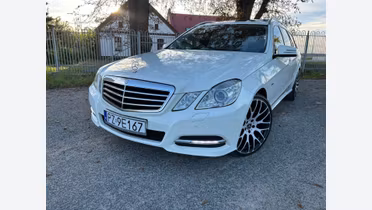 MERCEDES-BENZ E Klasa
