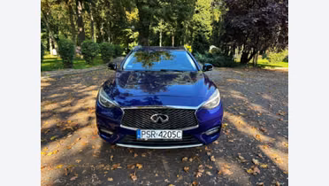 INFINITI QX30
