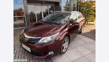 TOYOTA Avensis