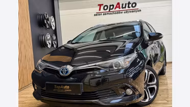 TOYOTA Auris