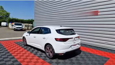 RENAULT Megane