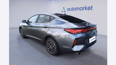 JAC J7 Plus