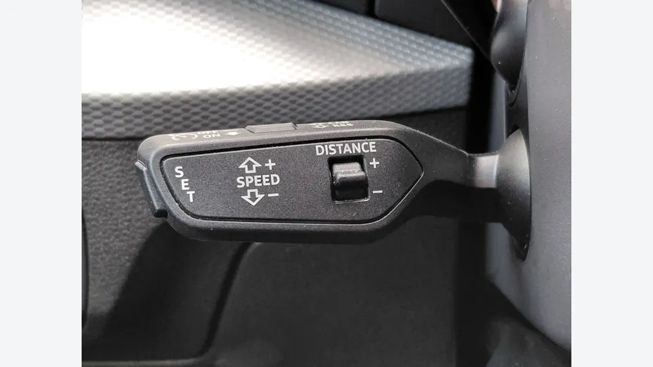 AUDI Q2 Q2 35 TFSI Advanced S tronic