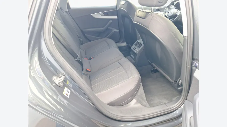 AUDI A4 Avant -