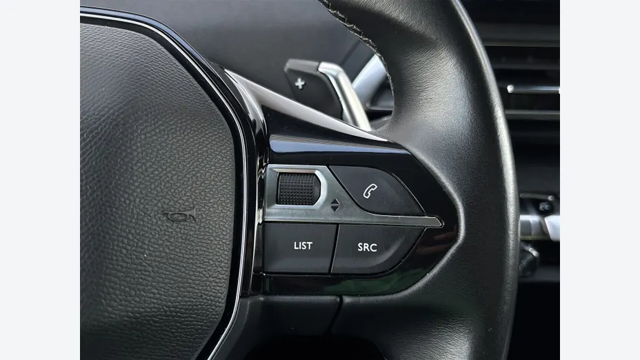 PEUGEOT 3008 3008 1.2 PureTech Allure Pack S&S EAT8