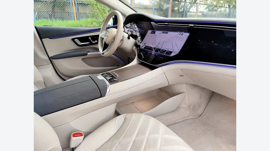 MERCEDES-BENZ EQS EQS 580 107.8kWh 4-Matic AMG Line