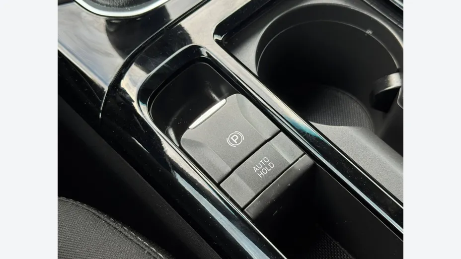 HYUNDAI i30 i30 1.5 T-GDI 48V Smart