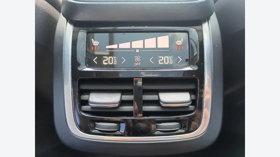 VOLVO XC90 XC90 T8 AWD Plug-In Hybrid Inscription 7os