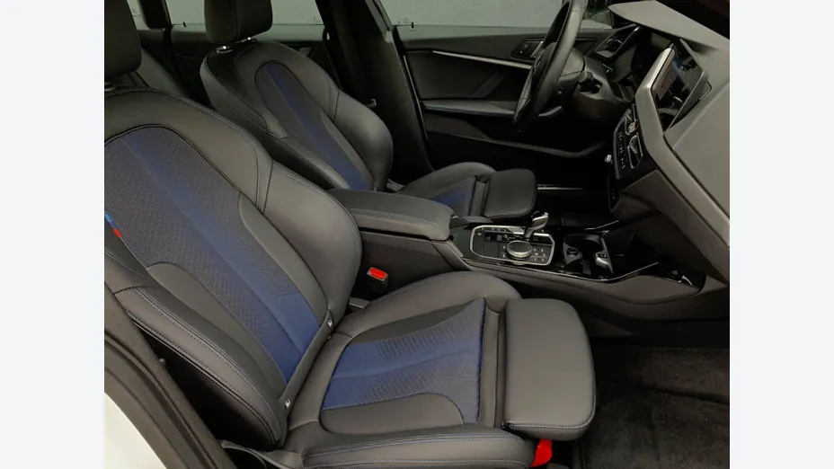 BMW Seria 2 218i M Sport aut