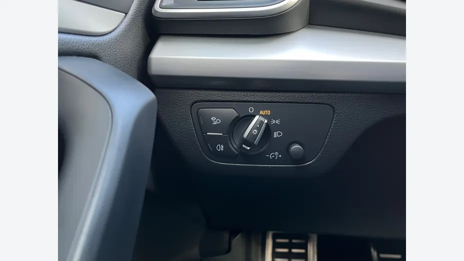 AUDI Q5 Q5 40 TFSI mHEV Quattro S tronic
