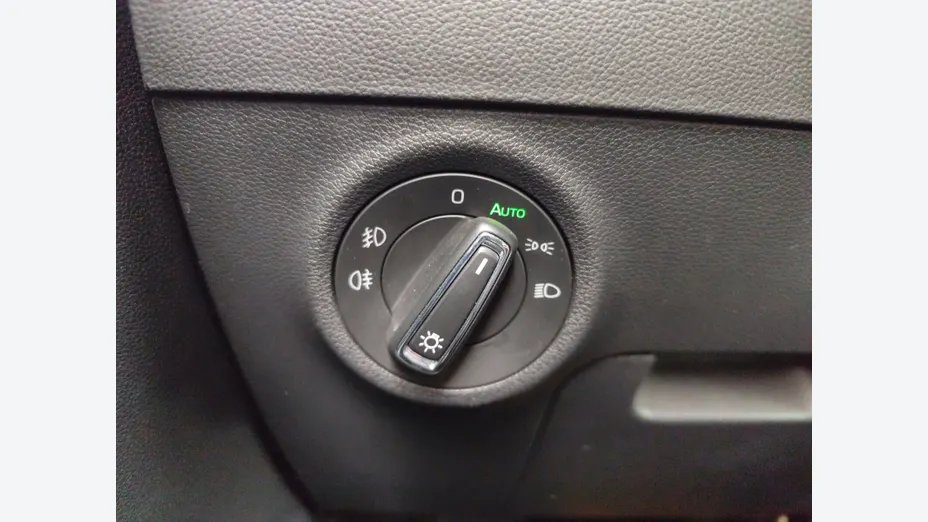 SKODA Karoq -