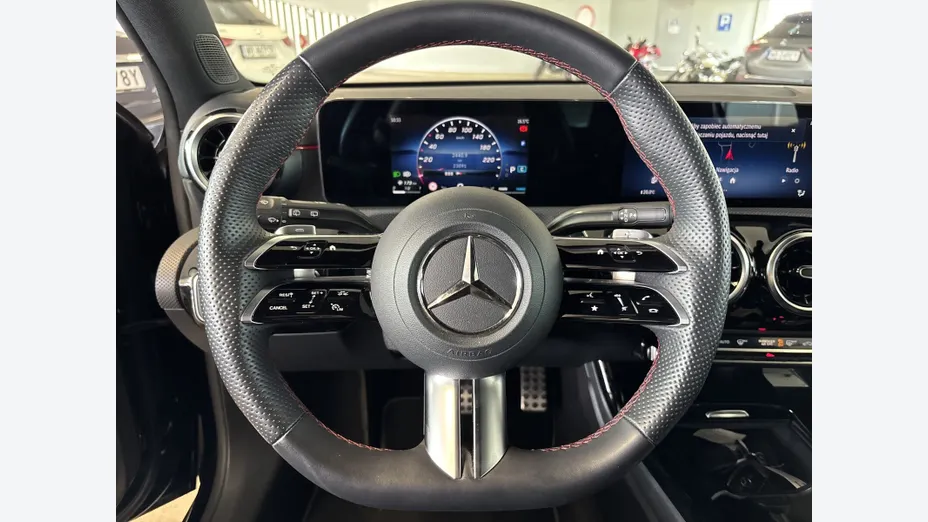 MERCEDES-BENZ A Klasa A 200 AMG Line 7G-DCT
