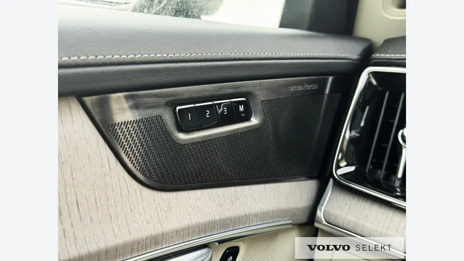 VOLVO XC90 XC90 B5 B AWD Plus Dark 7os aut
