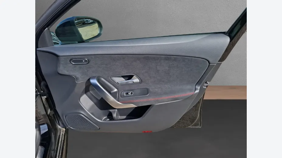 MERCEDES-BENZ A Klasa A 200 AMG Line 7G-DCT