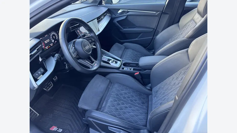 AUDI S3 Sportback -