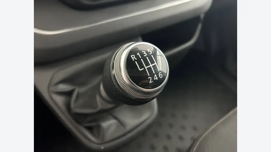 RENAULT Trafic -