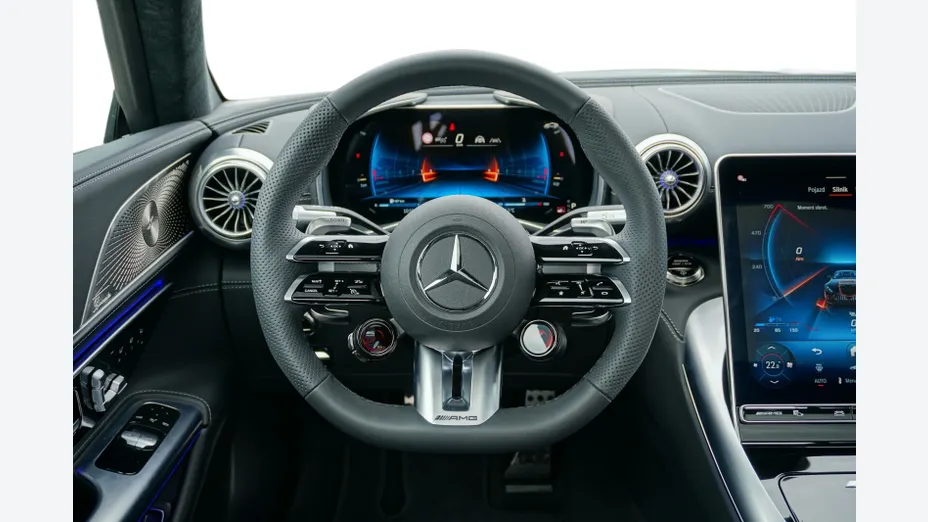 MERCEDES-BENZ AMG GT -