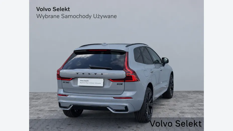 VOLVO XC60 XC60 B5 B AWD Ultra Dark aut