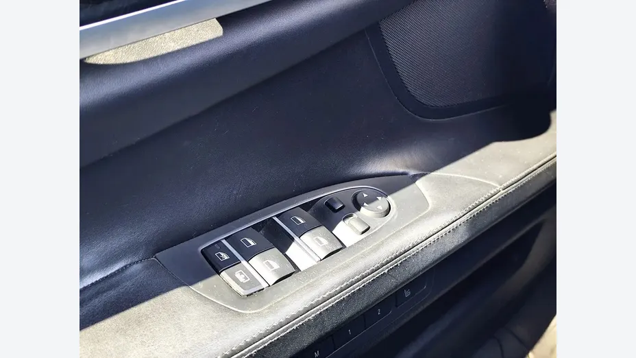 BMW Seria 7 750Li xDrive