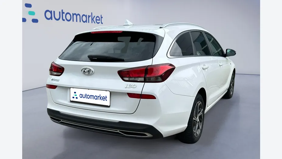 HYUNDAI i30 i30 1.5 T-GDI 48V Smart